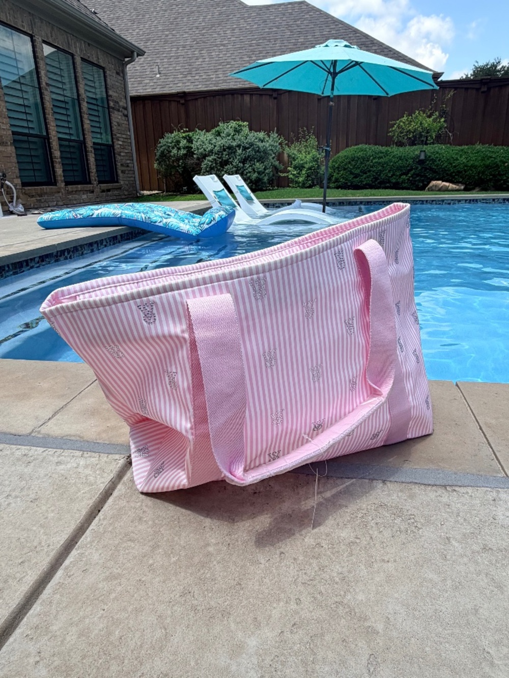 NWT Victoria’s Secret VS Heritage Stripe Tote Bag
